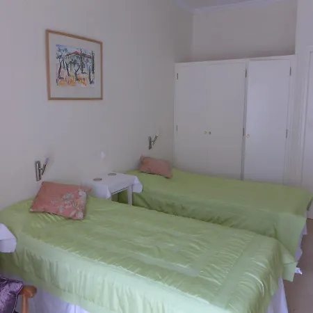 Guest house Iona